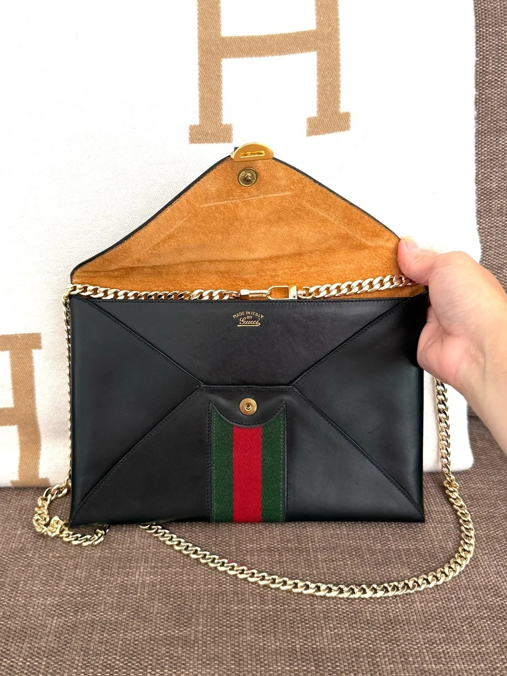 Authentic Gucci vintage black leather clutch bag red green accents